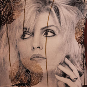 'Blondie'  wallpaper 8 variants.